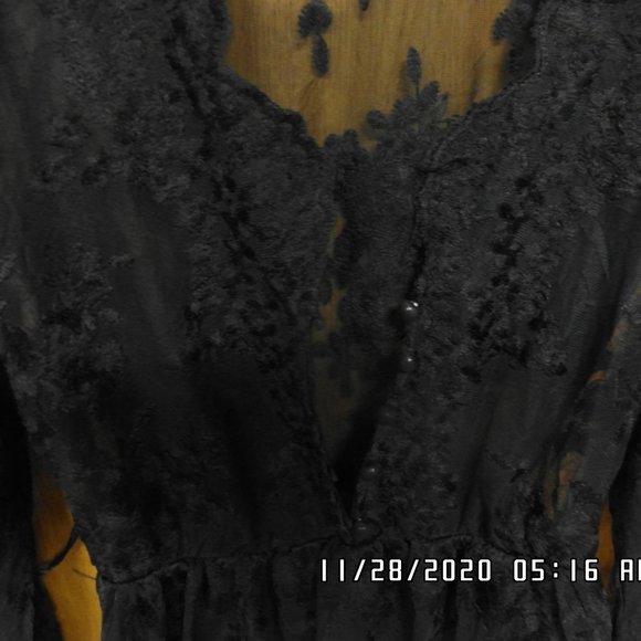 Lace Black Dress - Picture 2 of 5